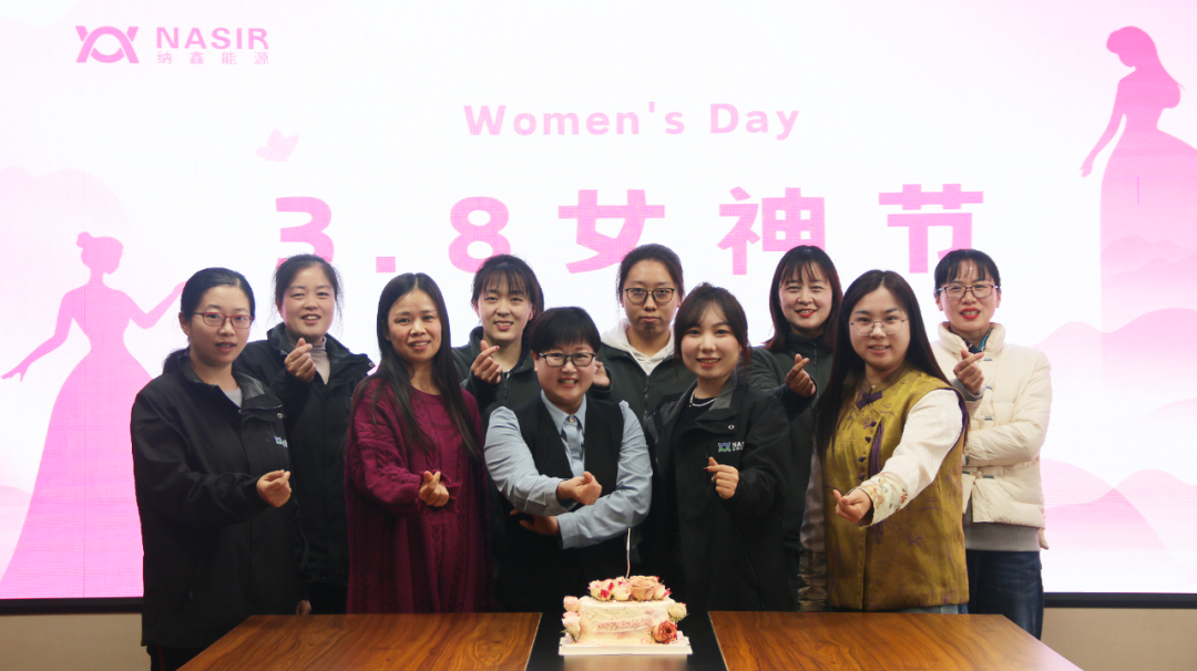 202438